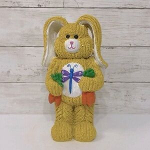 Vintage 2001 Oxford Elite Easter Bunny Statue PRICE FIRM